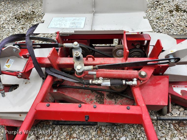 image for item KE9723 Ventrac MJ840  mower deck