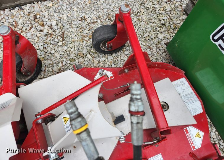 image for item KE9723 Ventrac MJ840  mower deck