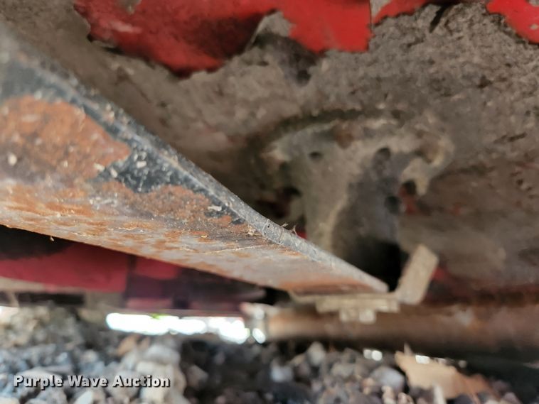 image for item KE9724 Ventrac MJ720  mower deck