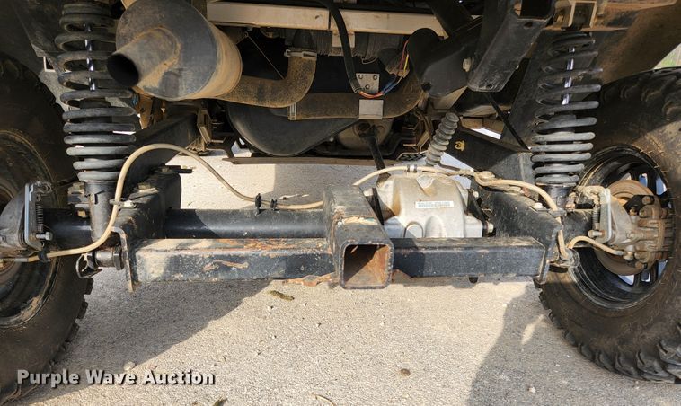 image for item KE9747 2009 Club Car XRT 1550  utility vehicle