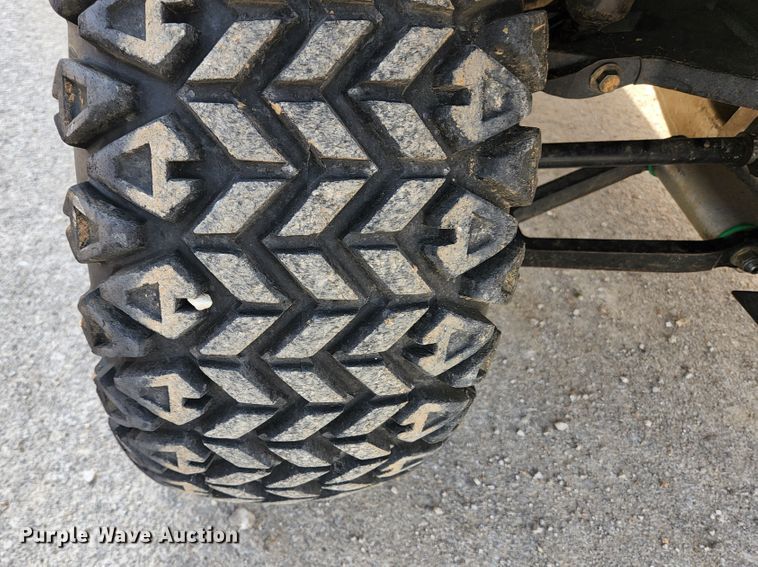 image for item KE9747 2009 Club Car XRT 1550  utility vehicle