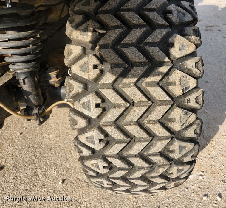 image for item KE9747 2009 Club Car XRT 1550  utility vehicle