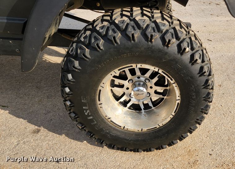 image for item KE9747 2009 Club Car XRT 1550  utility vehicle