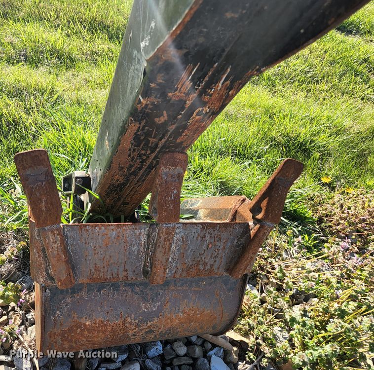 image for item KE9791 Bush Hog 765H  backhoe attachment