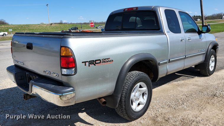 image for item KE9798 2002 Toyota Tundra  Access Cab pickup truck