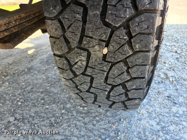 image for item KE9798 2002 Toyota Tundra  Access Cab pickup truck