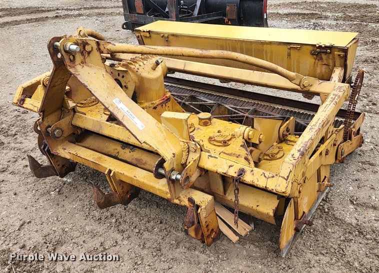 image for item KE9838 Lely  seeder