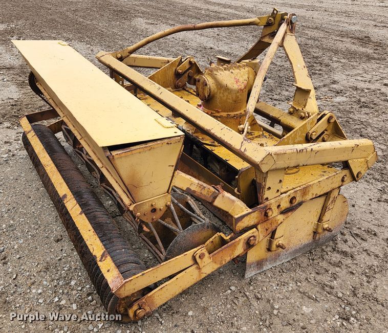 image for item KE9838 Lely  seeder