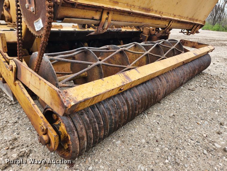 image for item KE9838 Lely  seeder