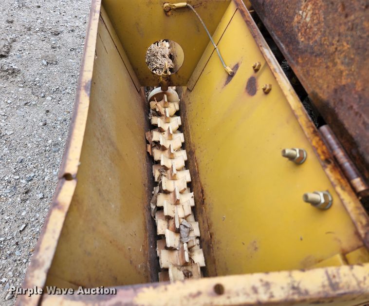 image for item KE9838 Lely  seeder