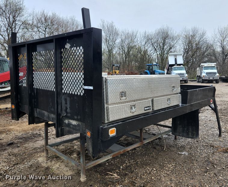 image for item KE9841 Knapheide PVMX-113C  flatbed