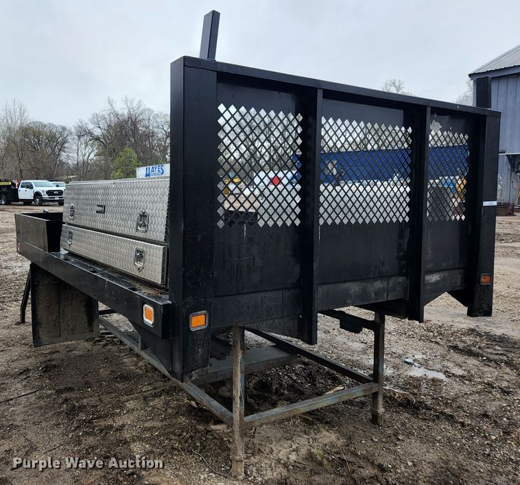 image for item KE9841 Knapheide PVMX-113C  flatbed