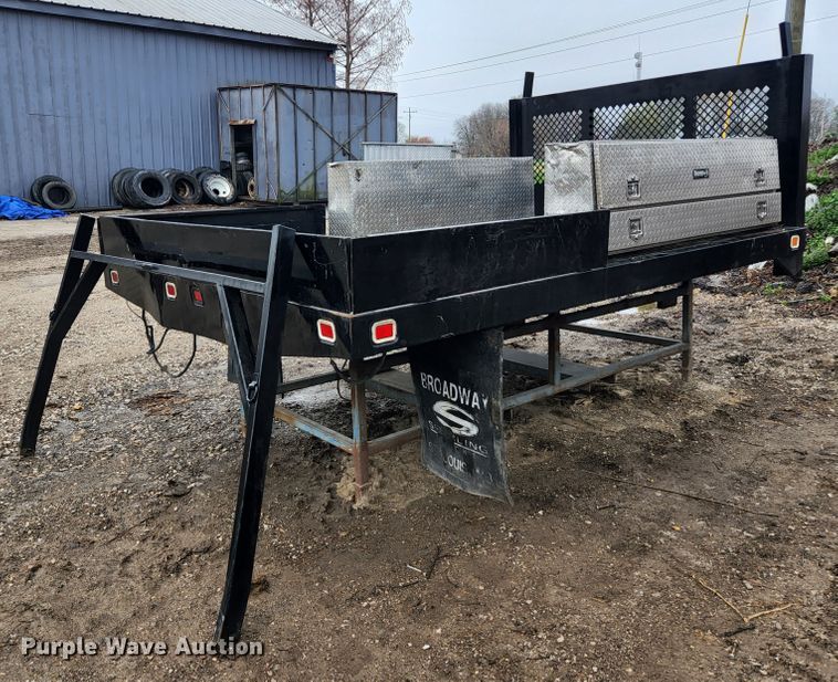 image for item KE9841 Knapheide PVMX-113C  flatbed