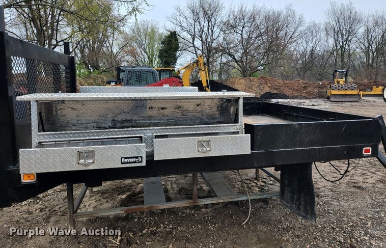 image for item KE9841 Knapheide PVMX-113C  flatbed