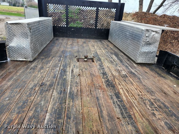 image for item KE9841 Knapheide PVMX-113C  flatbed