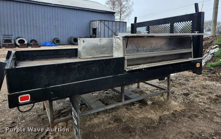 image for item KE9841 Knapheide PVMX-113C  flatbed