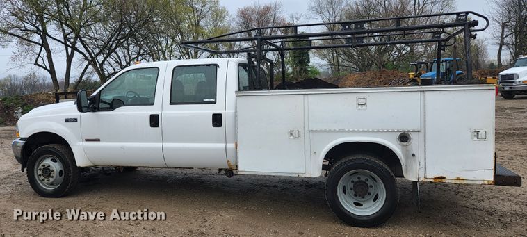 image for item KE9842 2004 Ford F550 Super Duty XL  Crew Cab utility / service truck
