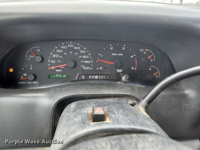 image for item KE9842 2004 Ford F550 Super Duty XL  Crew Cab utility / service truck