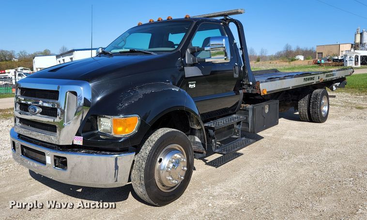 image for item KE9845 2007 Ford F650  tow truck