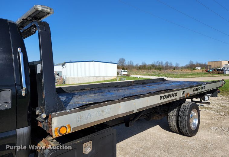image for item KE9845 2007 Ford F650  tow truck