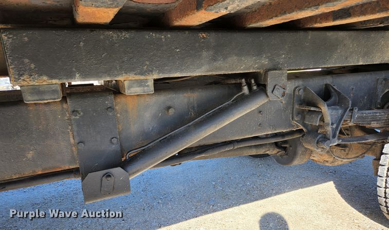 image for item KE9845 2007 Ford F650  tow truck