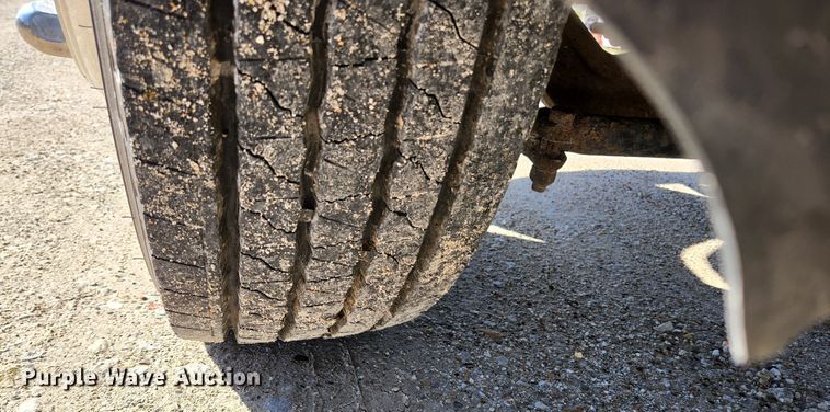 image for item KE9845 2007 Ford F650  tow truck