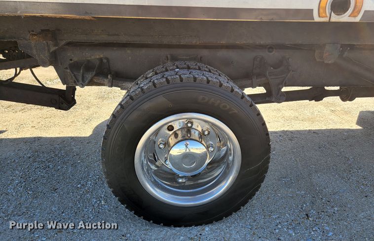 image for item KE9845 2007 Ford F650  tow truck