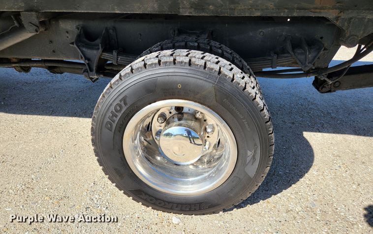 image for item KE9845 2007 Ford F650  tow truck