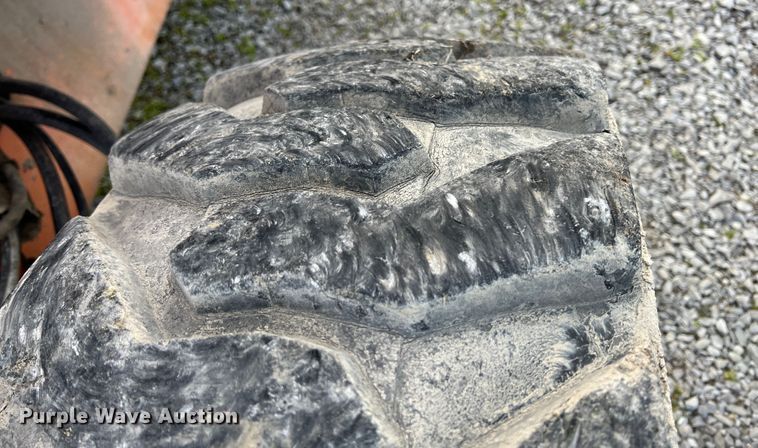 image for item KG9826 1999 JLG 600A  boom lift