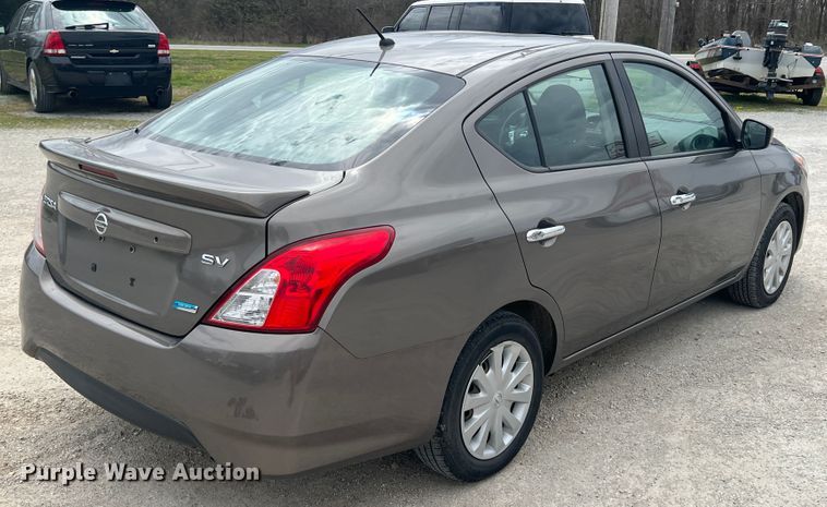 image for item KG9905 2015 Nissan Versa
