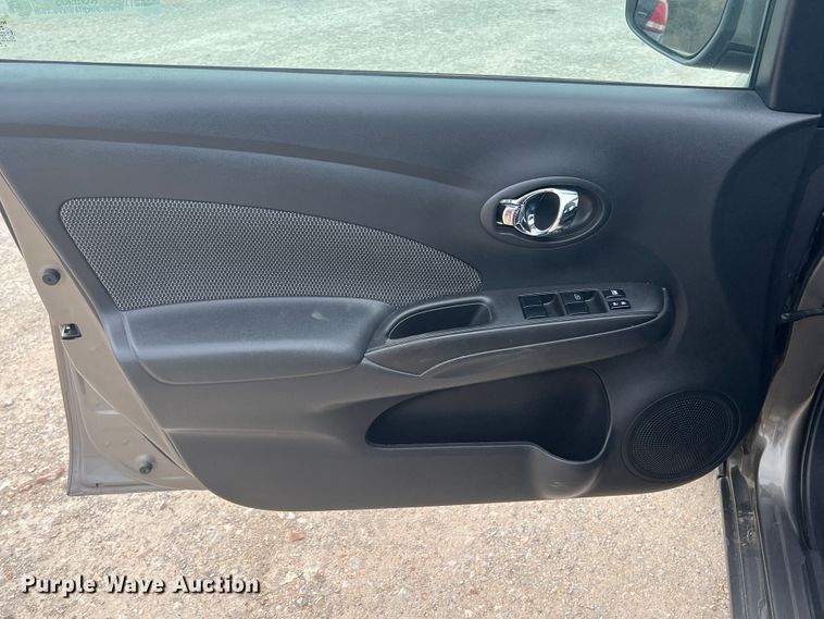 image for item KG9905 2015 Nissan Versa