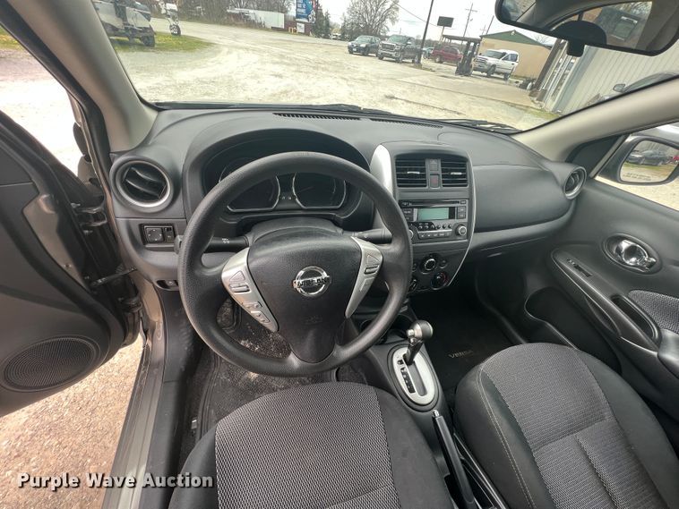 image for item KG9905 2015 Nissan Versa