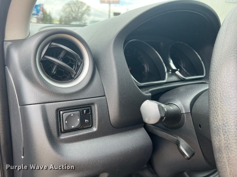 image for item KG9905 2015 Nissan Versa