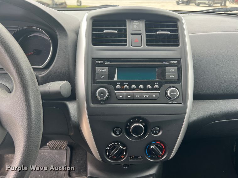 image for item KG9905 2015 Nissan Versa