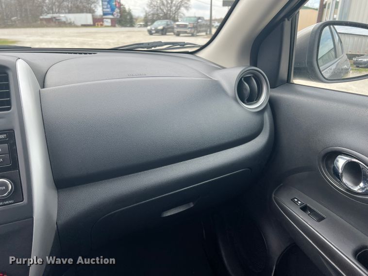 image for item KG9905 2015 Nissan Versa