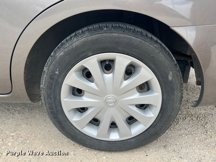 image for item KG9905 2015 Nissan Versa