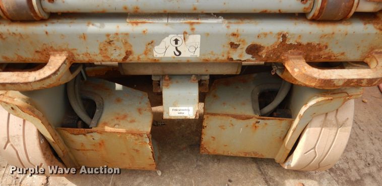 image for item KM9683 2008 Skyjack SJIII 3219  scissor lift