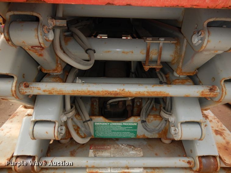 image for item KM9683 2008 Skyjack SJIII 3219  scissor lift