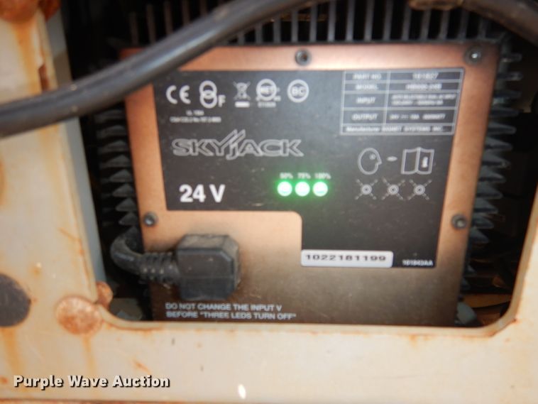 image for item KM9683 2008 Skyjack SJIII 3219  scissor lift