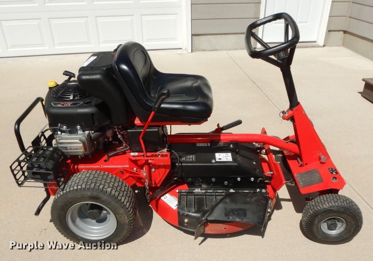 image for item KM9732 2019 Snapper 2691525  lawn mower