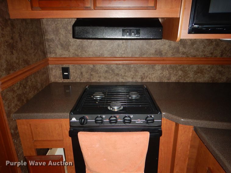 image for item KP9192 2013 Dutchmen Denali 293RKS  camper