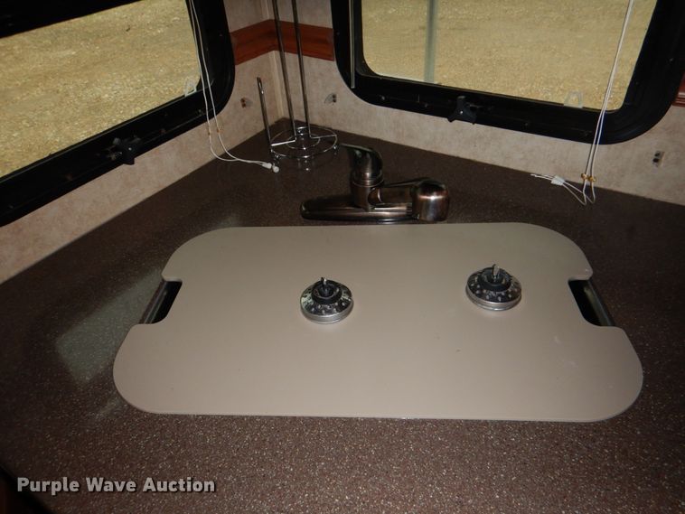 image for item KP9192 2013 Dutchmen Denali 293RKS  camper