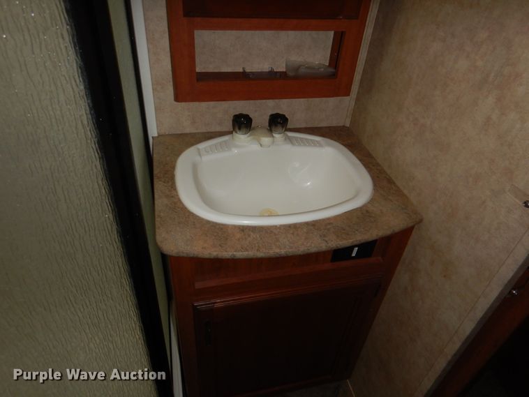 image for item KP9192 2013 Dutchmen Denali 293RKS  camper