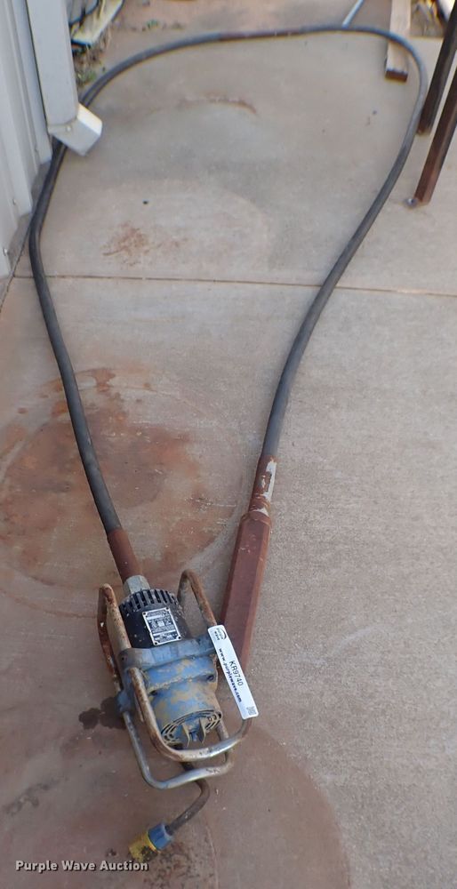 Wyco concrete vibrator in Moore, OK Item KR9740 sold Purple Wave