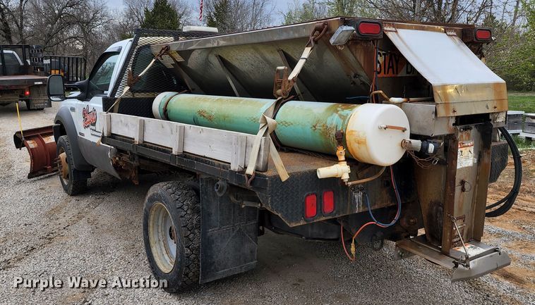 image for item KT9779 2005 Ford F550 Super Duty  flatbed truck