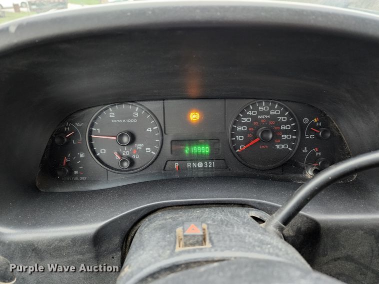 image for item KT9779 2005 Ford F550 Super Duty  flatbed truck