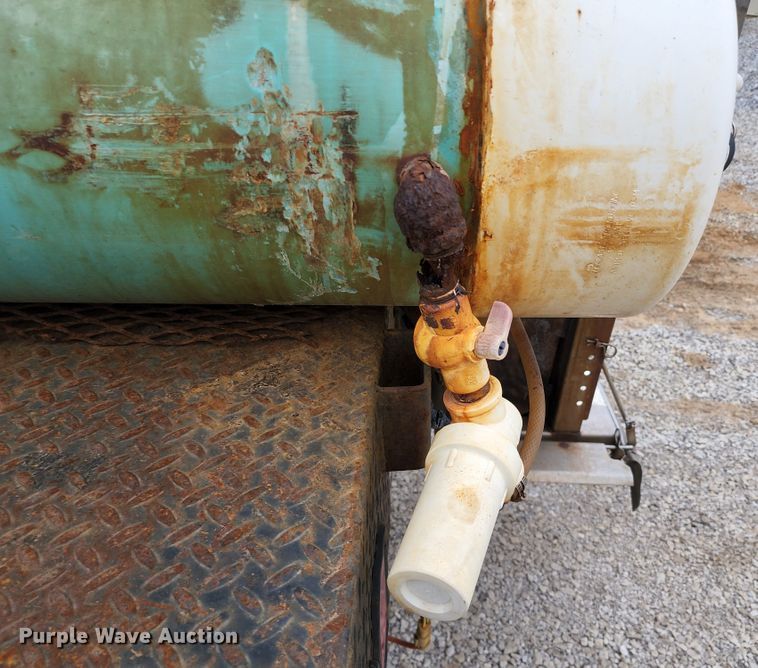 image for item KT9779 2005 Ford F550 Super Duty  flatbed truck