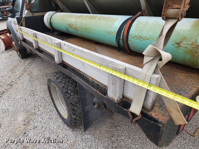 image for item KT9779 2005 Ford F550 Super Duty  flatbed truck