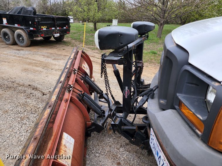 image for item KT9779 2005 Ford F550 Super Duty  flatbed truck