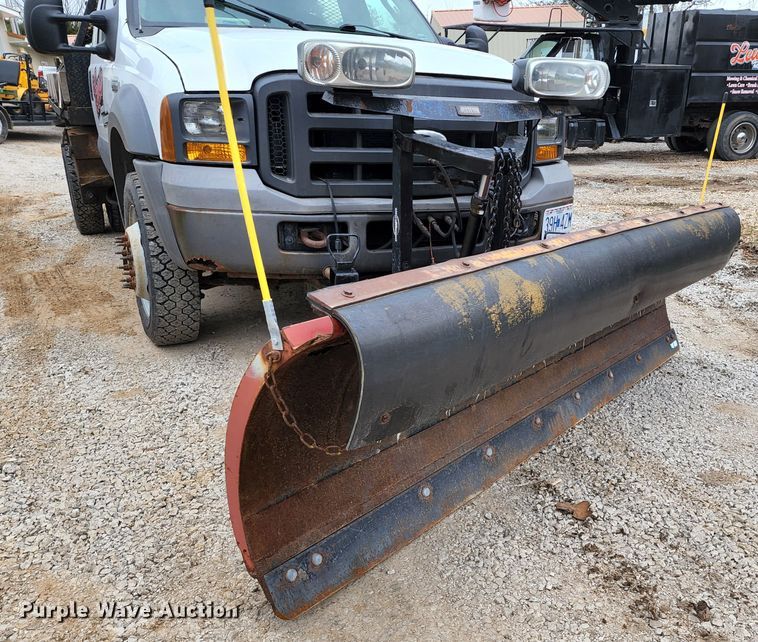image for item KT9779 2005 Ford F550 Super Duty  flatbed truck